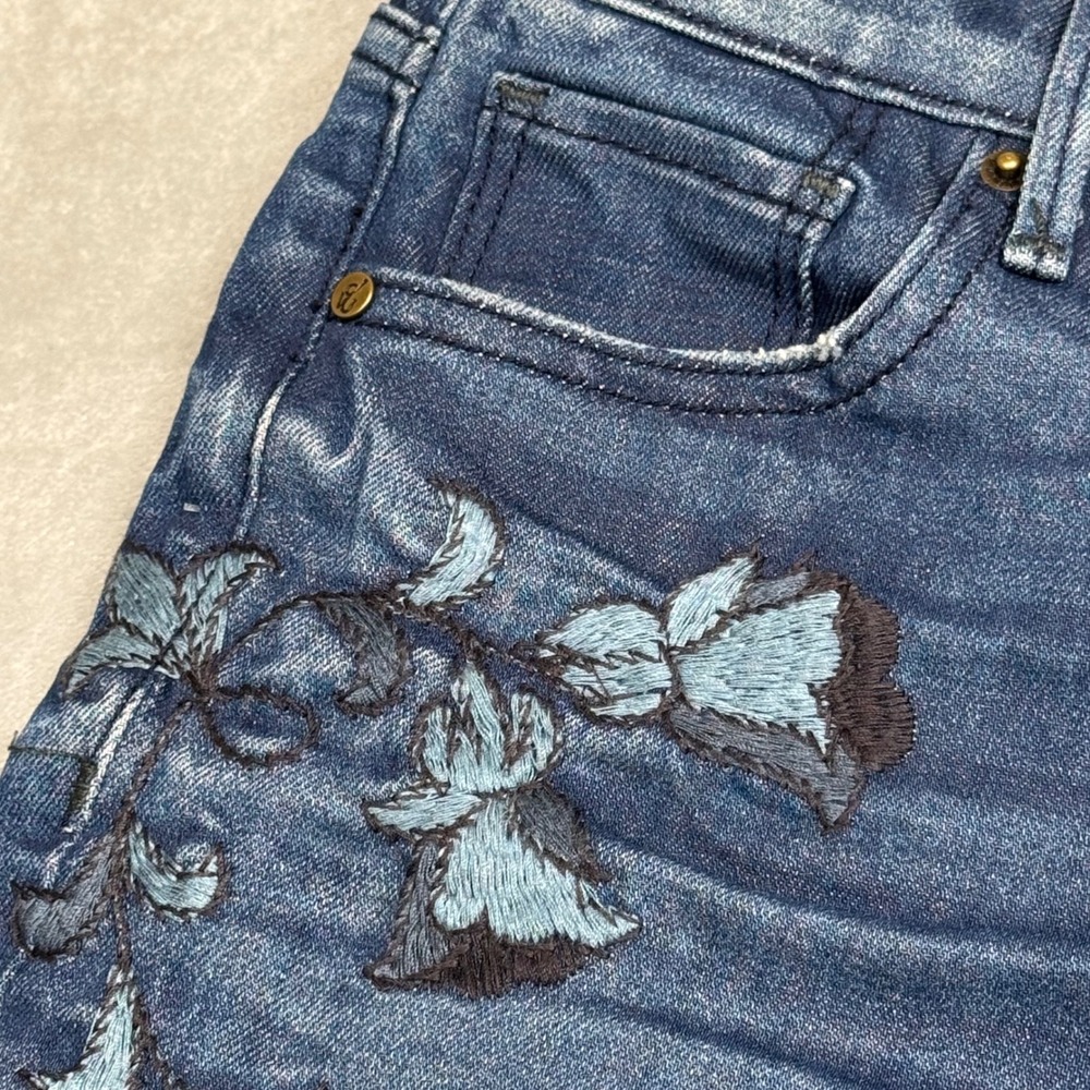 Driftwood Marilyn‎ Embroidered Blue Denim Jeans 24 - Picture 3 of 13
